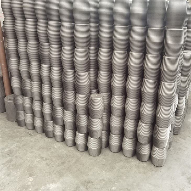 UHP Graphite Electrode Diameter 250mm For Steel And Ore Smelting